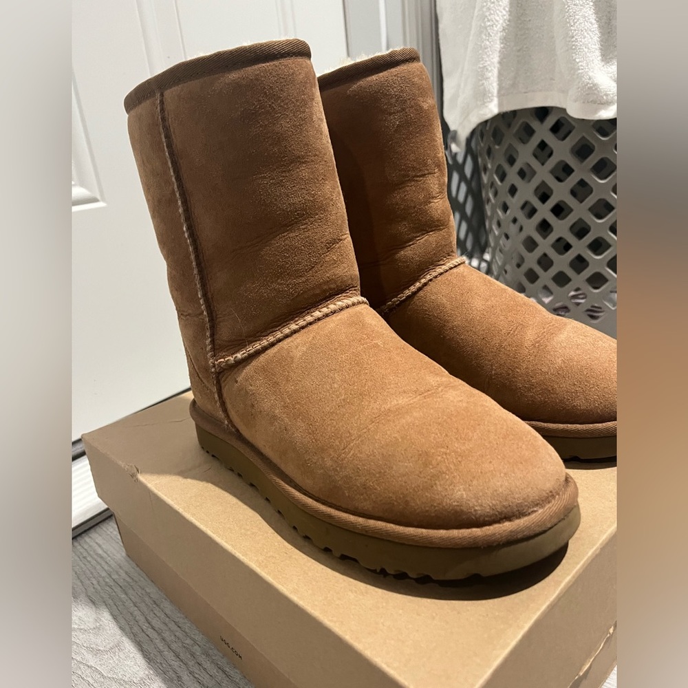 UGG Classic II Short Chestnut Boot